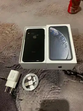 IPHONE XR 64 LIKENEW