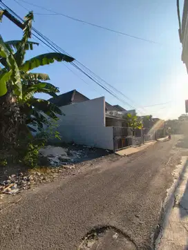 Jual Murah Cepat Butuh Uang Tanah Jalan Damai Luas 138 m² SHM P Ready