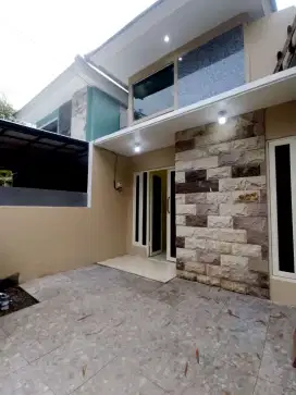 RUMAH READY DIJUAL MURAH AREA SURABAYA BARAT