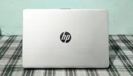 Hp 14s dq5568tu backlith Fhd IPS on garansi 2026 i3gen12/8/512 nominus