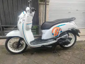 Di jual motor scoopy thn 2017 dapet pelek aslinya. Harga 11jt nego