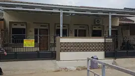 Disewakan kontrakan 3 pintu