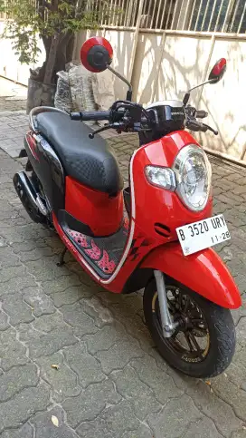 Honda Scoopy donuts tahun 2018.