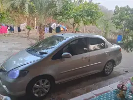 Honda city 2005