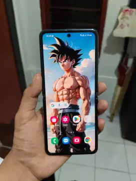 Samsung Z Flip 1 8+8/256 normal