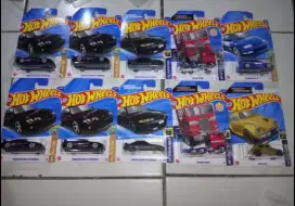 Hotwheels Hot Item 2025 Transformers Nissan Bumblebee Skyline Civic