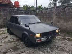 Corolla Dx 81 Ac dingin Ful audio