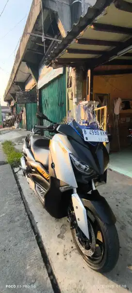 yamaha xmax 2018 silver