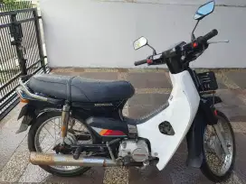 Honda Astrea prima