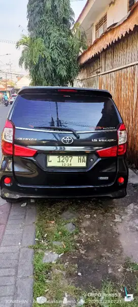 veloz 2018 matic warna hitam