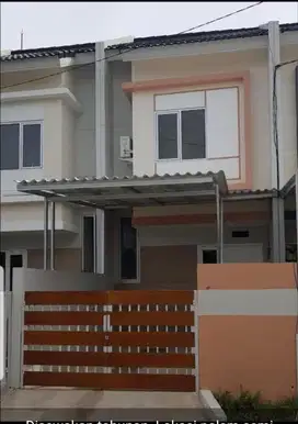 Rumah Dekat Akses Tol & Kawasan Kuliner di Palem Semi Karawaci Tgr