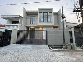 Dijual Rumah Manyar Tirtoasri