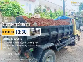 Jasa buang puing tanah