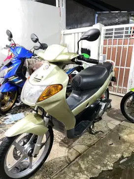 Nouvo Sporty 2002