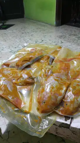 Nila bumbu kuning frozen food