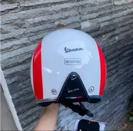Jual helm vespa original uk L like new