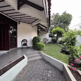 Dijual Rumah Bagus Strategis Di Kawasan Bintaro