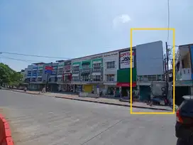 Disewakan  Ruko di Kompleks Angsana Park  3,5 Lantai, Luas 236m2