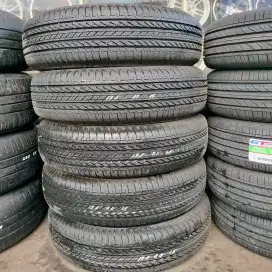 Bridgestone dueler HL 195/80 R15 kondisi 95% 2024 5pcs