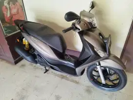 Piaggio Medley 150s '24 Bronze Matt km1.5rb Pajak Sep'25 Jaksel