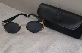 KACAMATA HITAM VERSACE