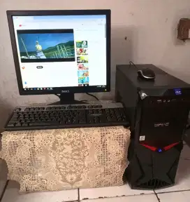 komputer Core i3 gen4 second normal RAM4 HDD500 layar 17 inet WiFi