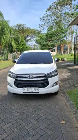 Toyota Innova Reborn 2.5 G AT Luxury