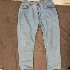 Celana Levis Fichino Regular Size (32-33)