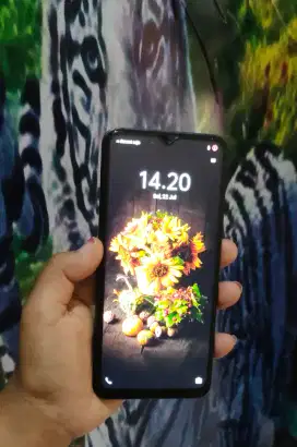 Vivo y22 ram 4+4/64!.