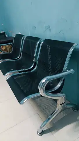 KURSI TUNGGU BEKAS BERKUALITAS