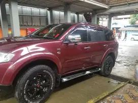 JUAL SEGERA MASIH MULUS PAJERO DAKAR 4X4 PEDLE TRIPTONIC