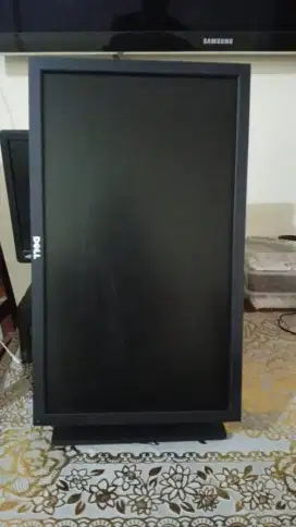 LCD MONITOR 22' DELL P2211HT WIDE GOOD CONDITIONER JAKSEL