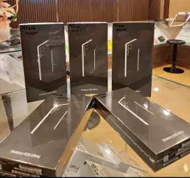 SAMSUNG S25 ULTRA5G RAM 12/256&512 FREEWATCH6CL+CASE GARANSI RESMI 1TH
