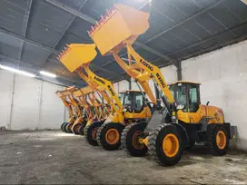 Ready Wheel Loader China Tangguh Sparepart Mudah Kapasitas 1 - 3 Kubik