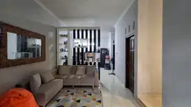 RUMAH SECOND SIAP HUNI, DEKAT TUGU JOGJA DAN MALIOBORO MALL