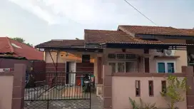 Dijual Rumah Dekat Mall Jamtos