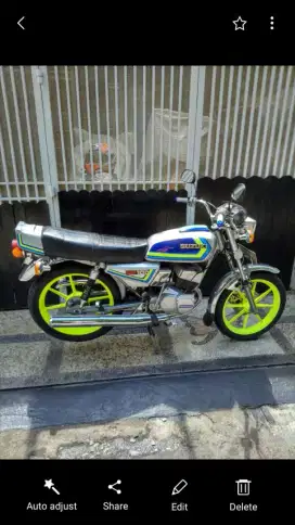 Suzuki GP 100 Tahun 1983