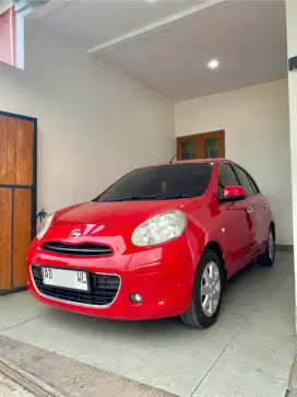 Nissan March XS Metik