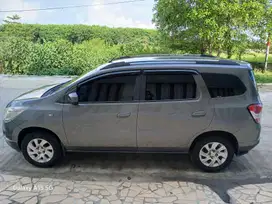Chevrolet Spin 2013 Bensin