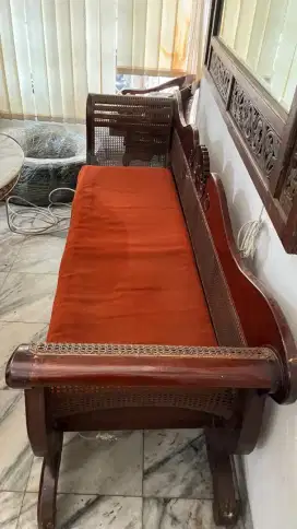 Kursi jati panjang