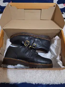 Sepatu Dokmart Hitam Murah