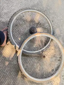 Suku cadang sepeda MTB