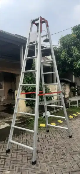 Sisa 3pc tangga lipat uk 3M ekstra tebal jual murah