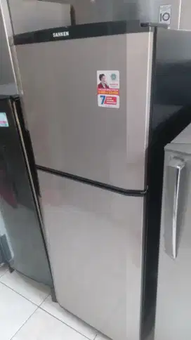 kulkas 2 pintu sanken