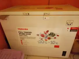 Di Jual Freezer Toshiba CR A390I