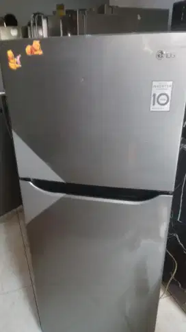 kulkas 2 pintu LG INVERTER