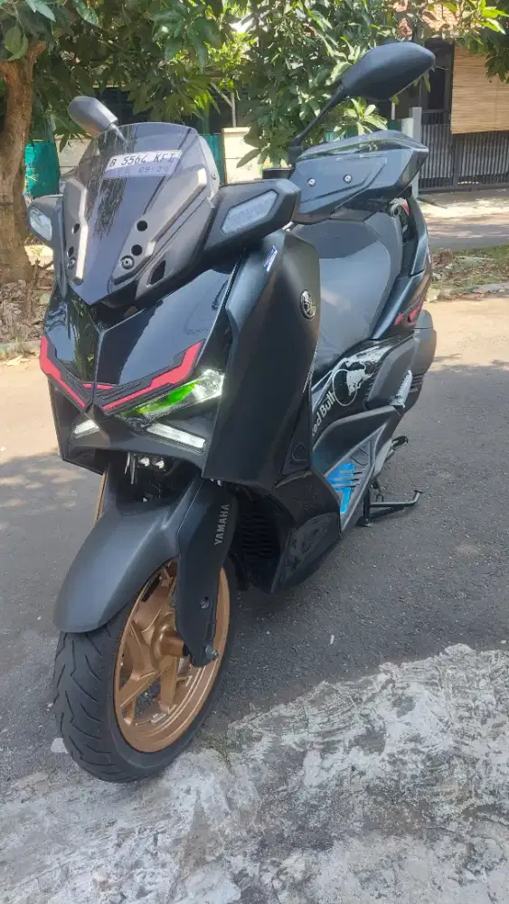 Xmax connected 2024