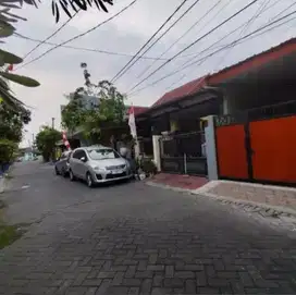 Dijual Rumah Baru Renovasi Siap Huni Griya Peseona Rungkut