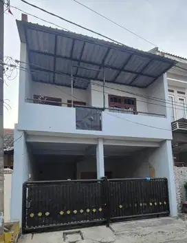 ‼️B.U‼️Rumah 2 Lantai Siap Huni di Perum Gunungsari Indah Wiyung SBY.