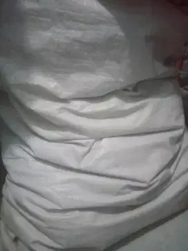 Baju bekas 2 karung